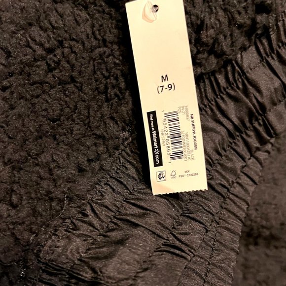 ⚡️ NWT No Boundaries Junior's Faux Sherpa Jogger Pants - size: Medium - Picture 13 of 13